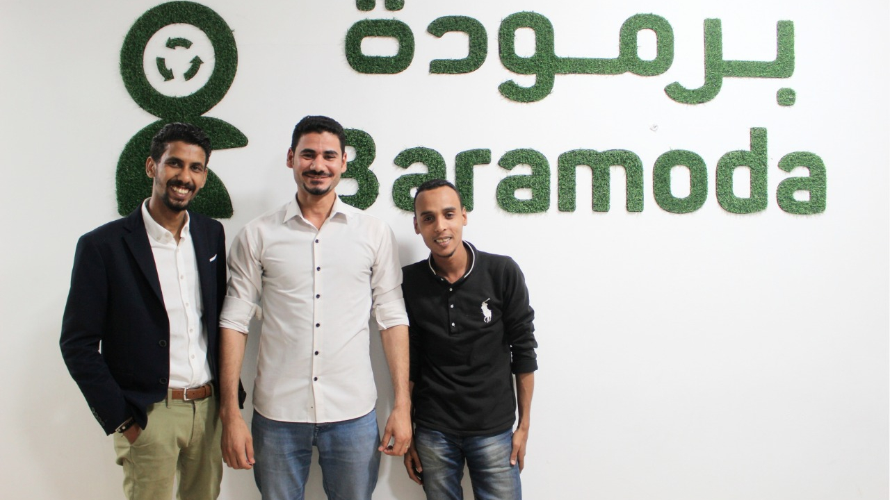 Baramoda turning Egypt sugarcane waste_team 1